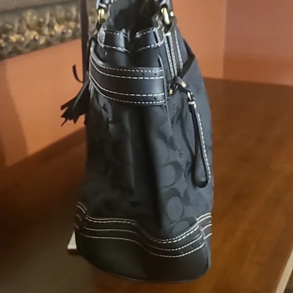 SOLD**Coach Hampton Vintage Carryall Shoulde Satchel EUC - Picture 7 of 15